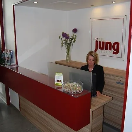 Отель Jung 3*